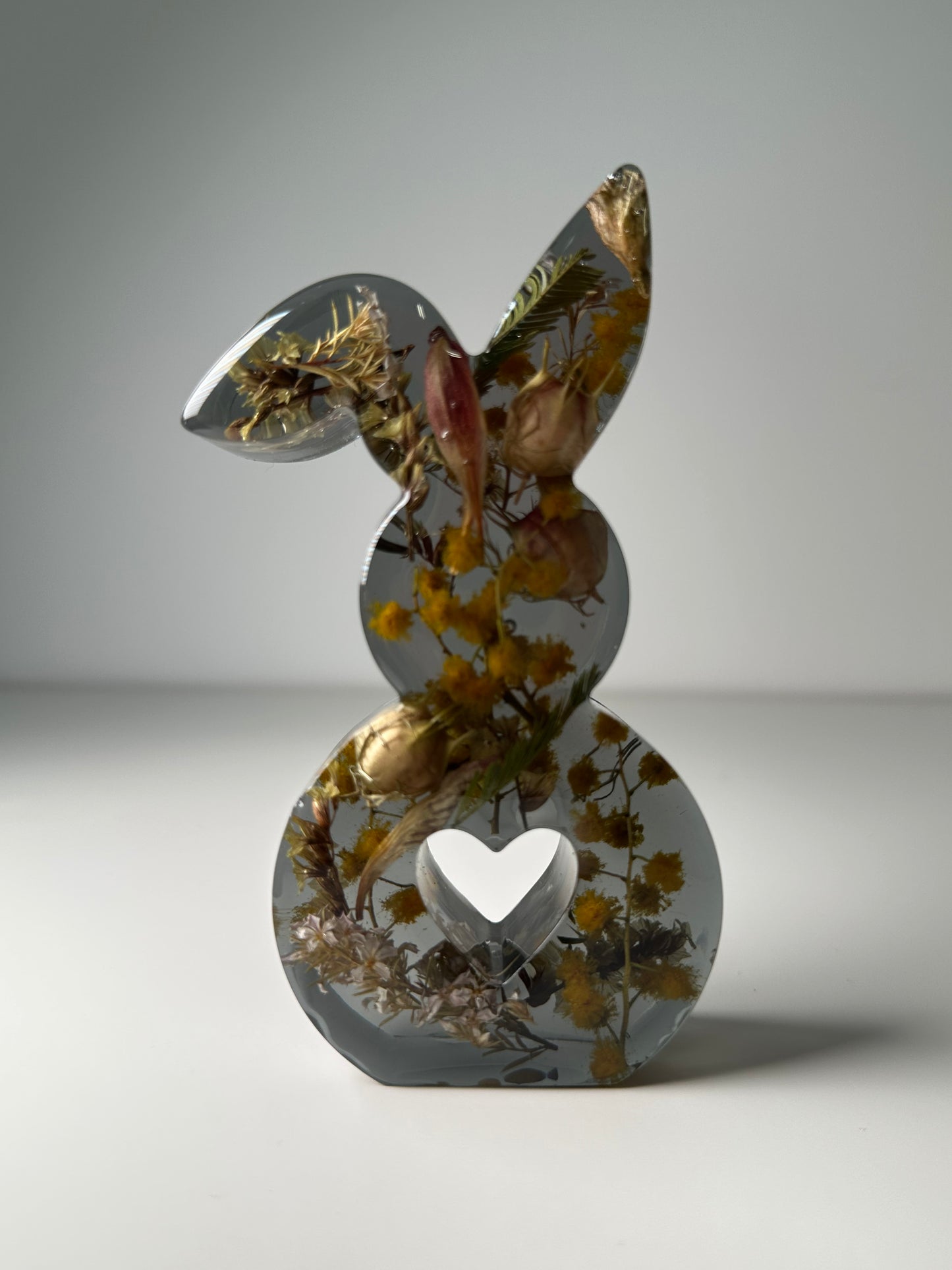 Figurine en resine florale- Objets d'art fait main.