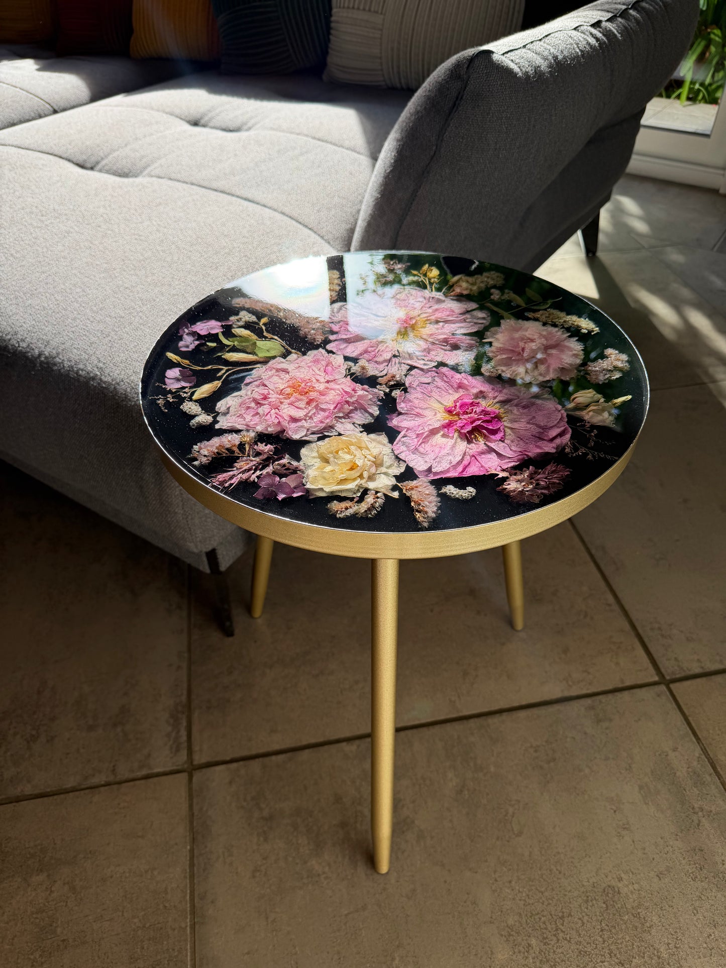 Table basse design artisanale – Pièce unique fabriquée en France