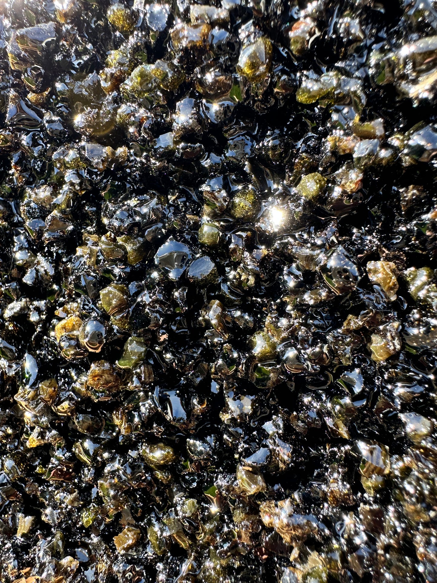 Tableau mural abstrait  en résine époxy - L'éclat de Pyrite.